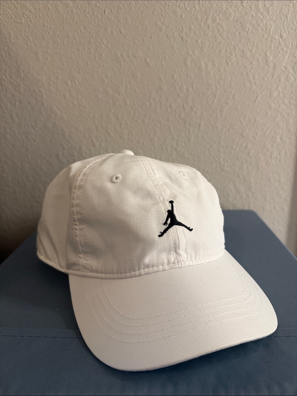 Jordan Kids’ Essentials Hat ‘White’